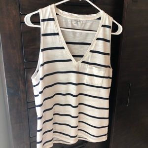 Madewell Whisper Cotton V-Neck Tee Size L stripe